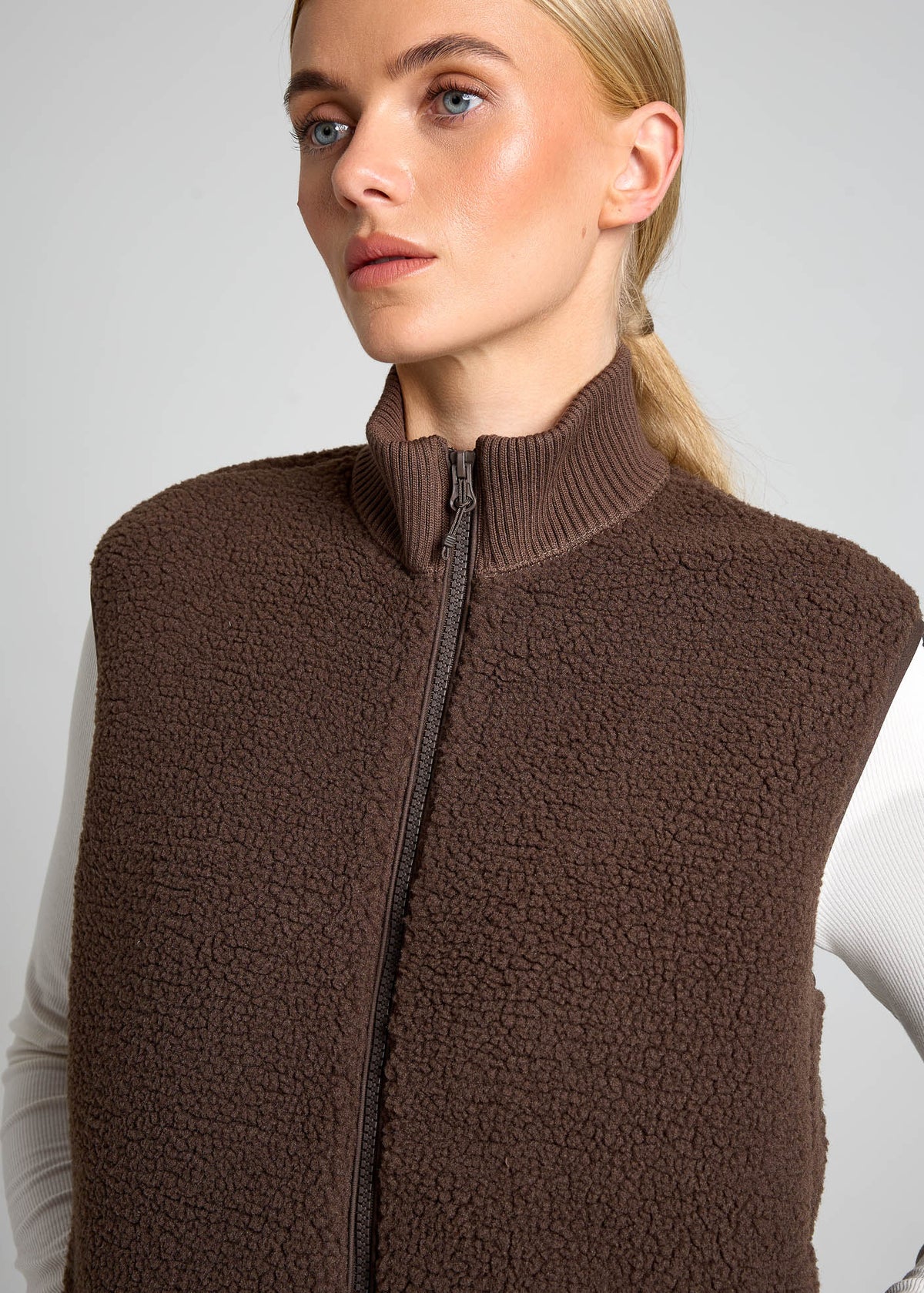 Zip-Up Gilet